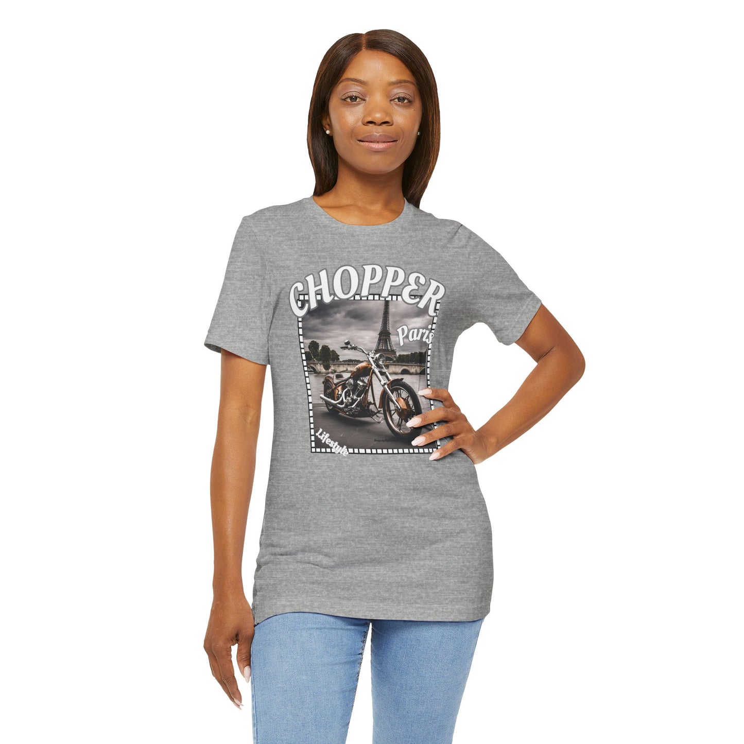 Chopper Bikerin T-shirt - Stylisches Paris Design - Biker Streetwear - Damen Tshirt von MyMotoStyles