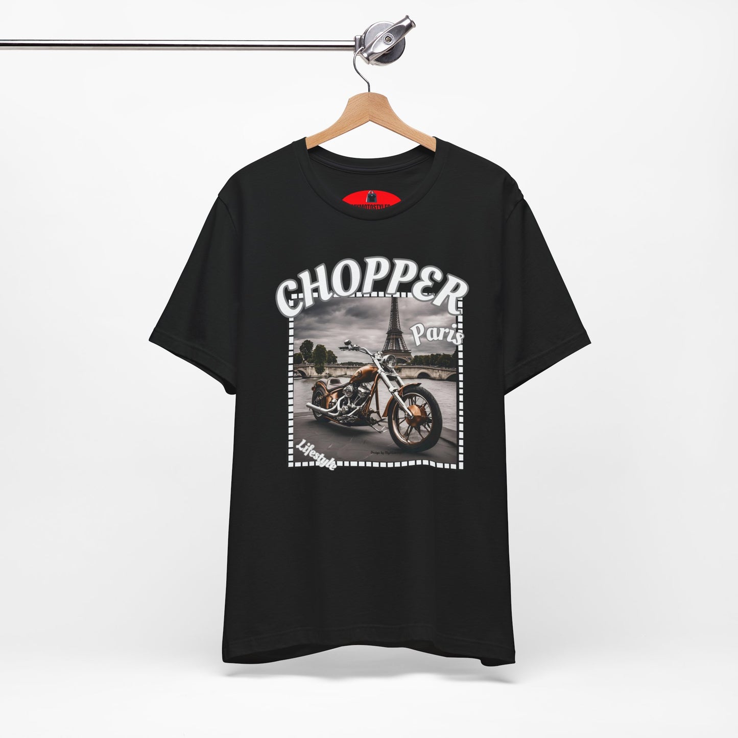 Chopper Bikerin T-shirt - Stylisches Paris Design - Biker Streetwear - Damen Tshirt von MyMotoStyles