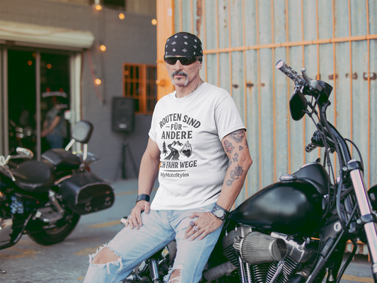 HigherBlanks Premium T-Shirt "Ich Fahr Wege"