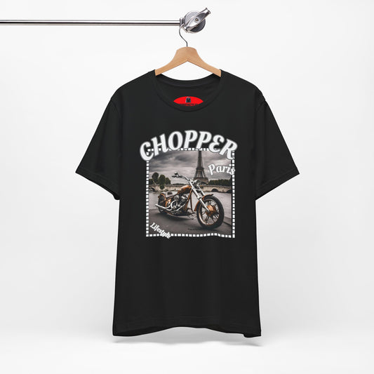 Chopper Bikerin T-shirt - Stylisches Paris Design - Biker Streetwear - Damen Tshirt von MyMotoStyles